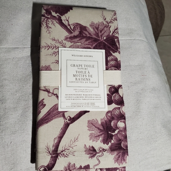 NWT Grape Toile Napkins by Williams Sonoma,  100% Cotton - Picture 1 of 3